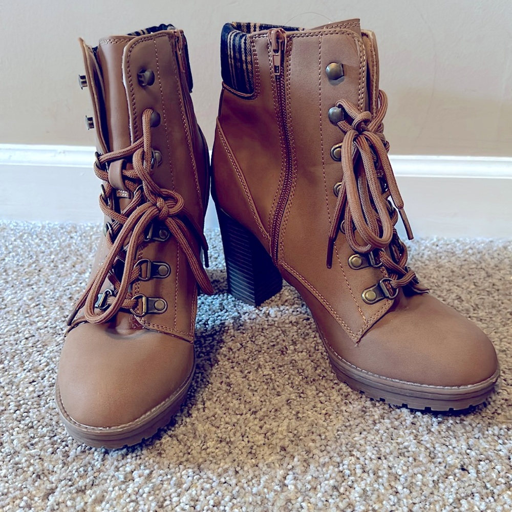 Brown heel shoes
